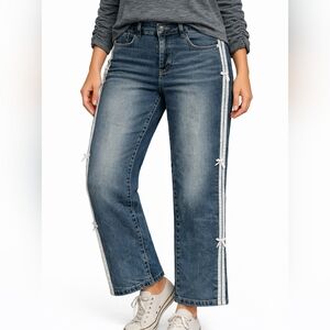 Celebrity ACE Jeans Size 14 High Rise Wide Leg Denim Blue Side Bow Detail Soft.